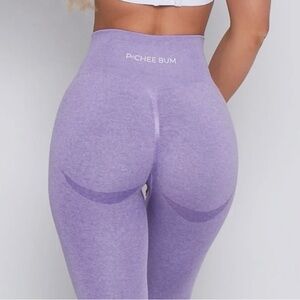 High-Waisted Pink Leggings with Stretchy Fit